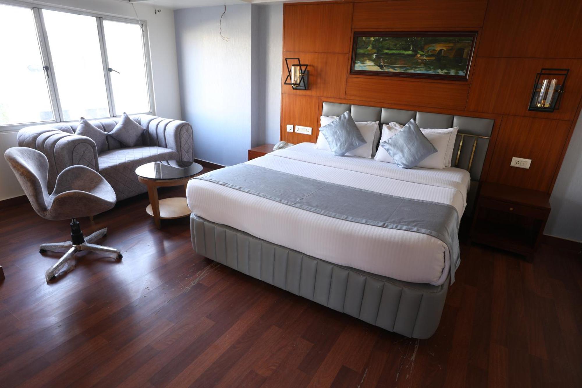 Eastin Hotels Hyderabad Exteriör bild
